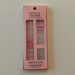 Dashing Diva Gloss Gel Strips
